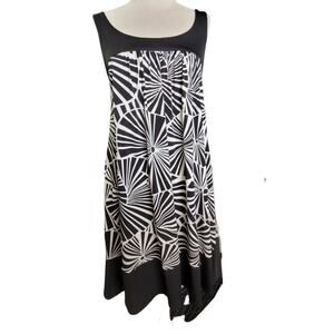 Maggy London Black and White Swing Dress Size 4